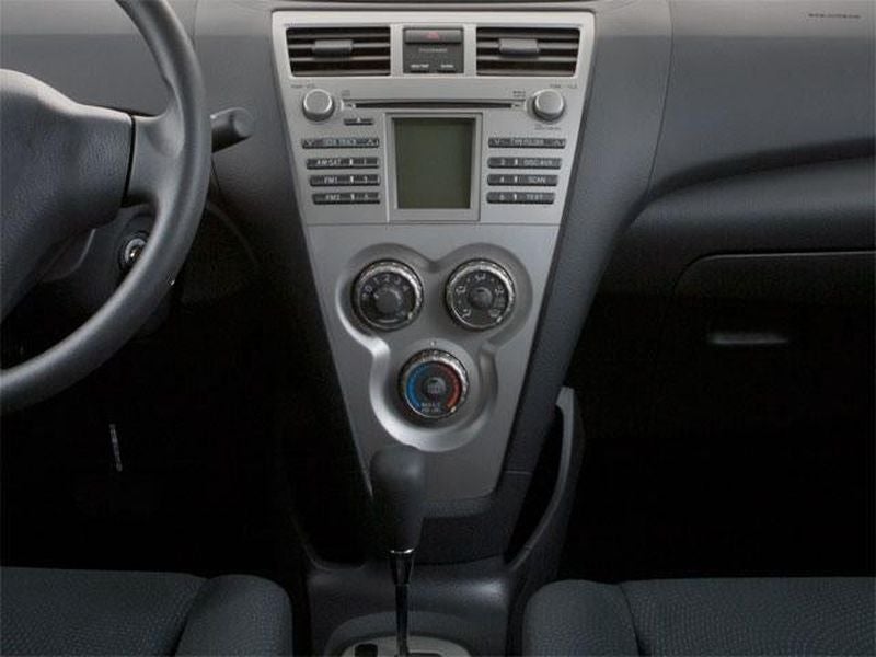 2012 Toyota Yaris Base