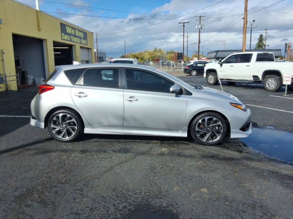 2017 Toyota Corolla iM Base