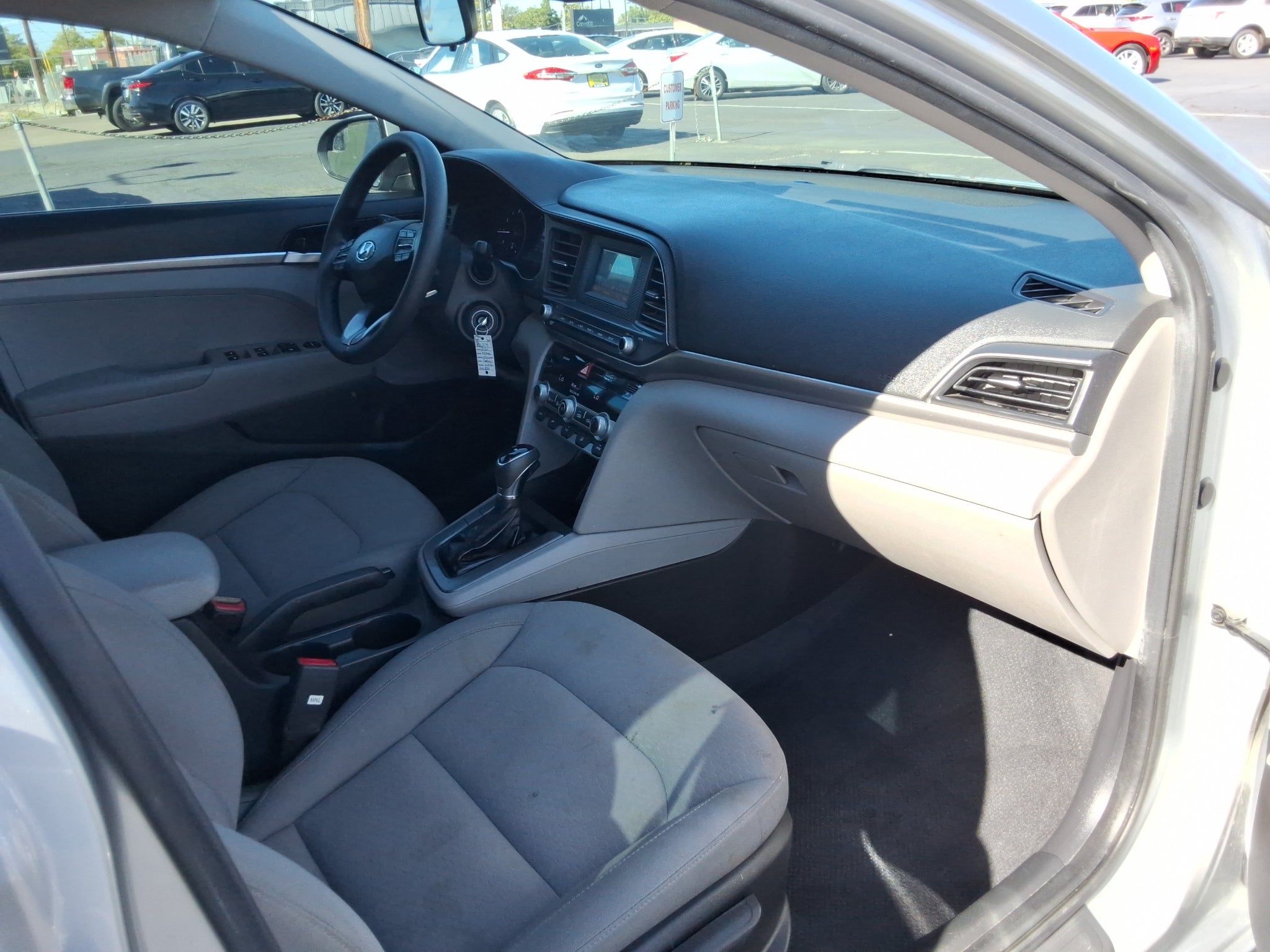2020 Hyundai Elantra SE IVT