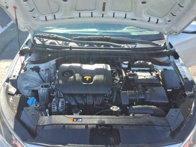 2020 Hyundai Elantra SE IVT