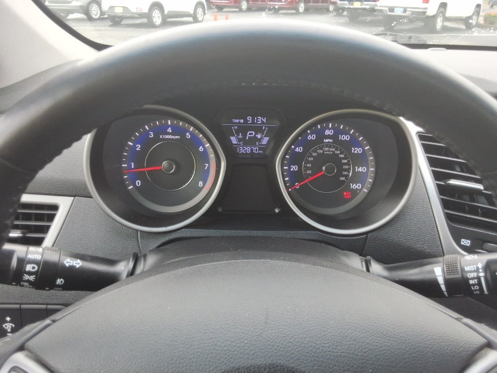 2016 Hyundai Elantra 4dr Sdn Auto Value Edition