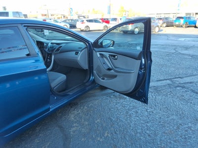 2016 Hyundai Elantra 4dr Sdn Auto SE