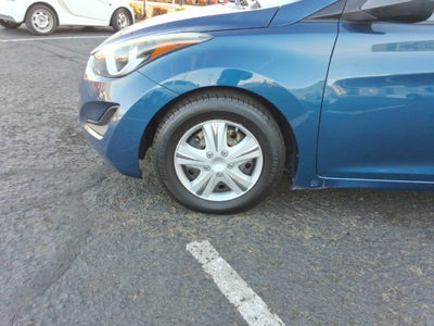 2016 Hyundai Elantra 4dr Sdn Auto SE