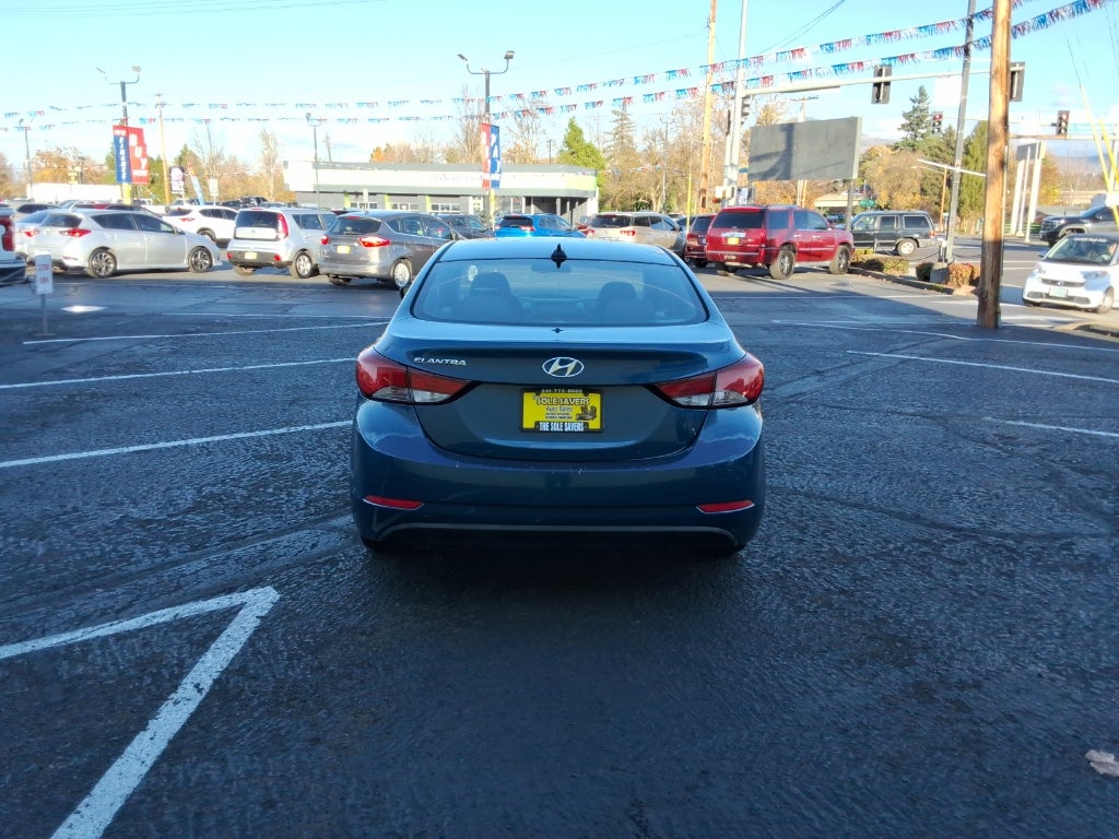 2016 Hyundai Elantra 4dr Sdn Auto SE