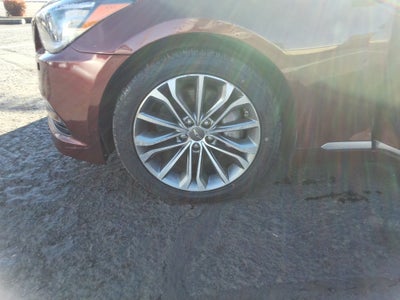 2015 Hyundai Genesis Base