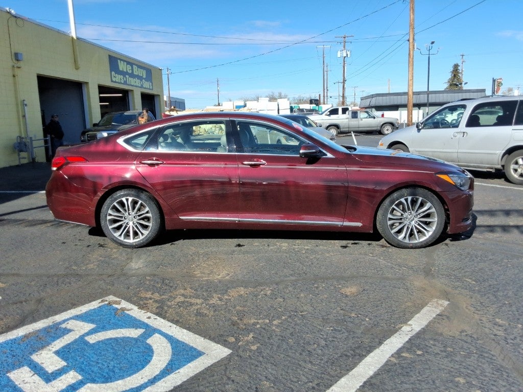 2015 Hyundai Genesis Base