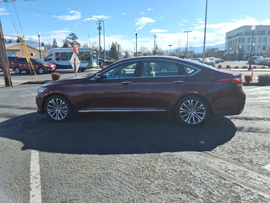 2015 Hyundai Genesis Base