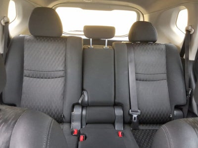 2017 Nissan Rogue FWD SV