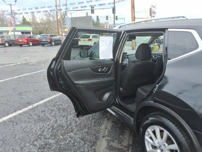 2017 Nissan Rogue FWD SV