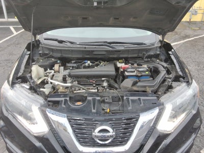 2017 Nissan Rogue FWD SV