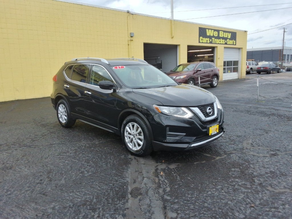 2017 Nissan Rogue FWD SV