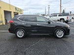 2017 Nissan Rogue FWD SV