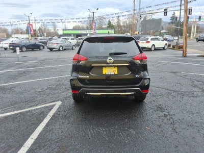 2017 Nissan Rogue FWD SV