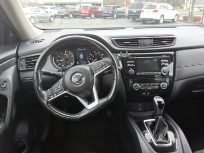 2017 Nissan Rogue FWD SV