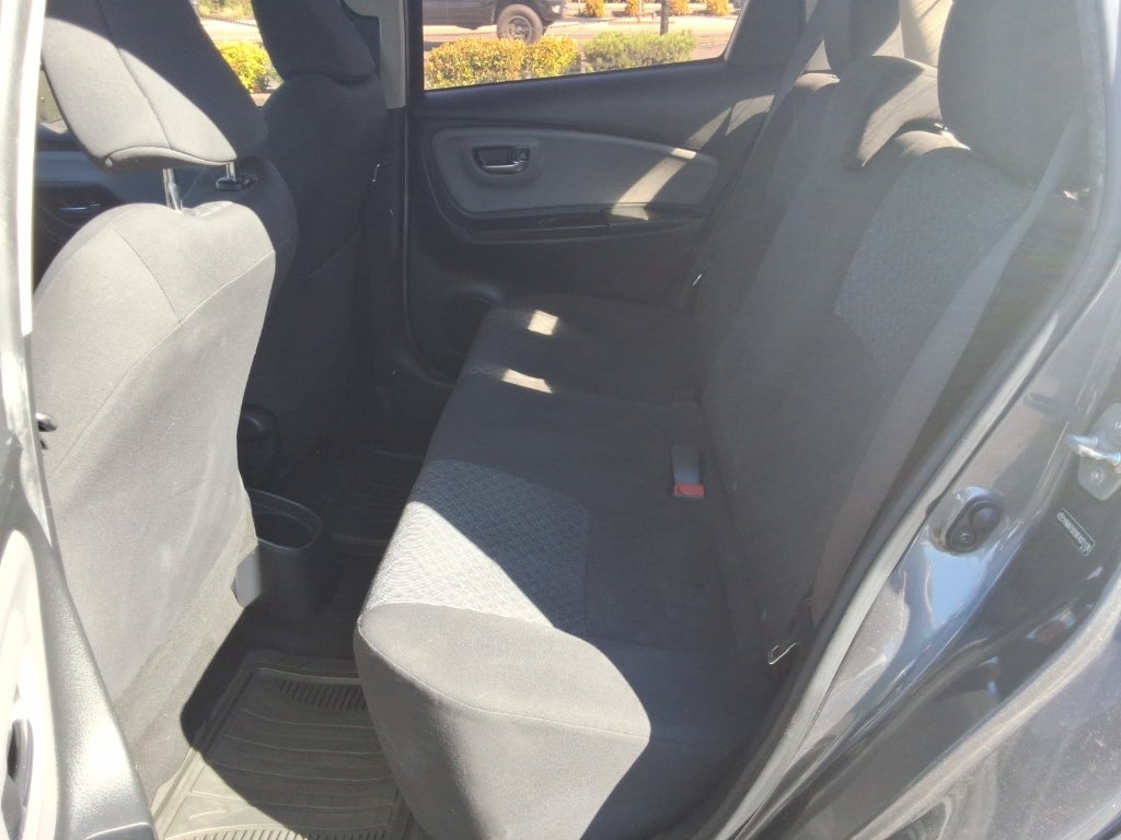 2015 Toyota Yaris LE - Photo 21
