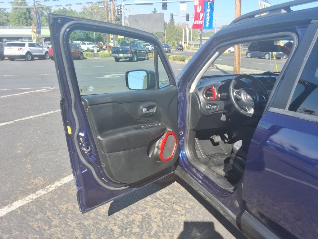 2016 Jeep Renegade Trailhawk
