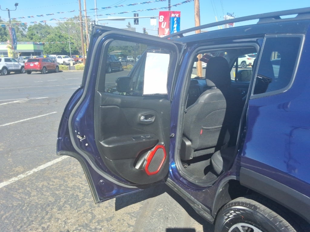 2016 Jeep Renegade Trailhawk